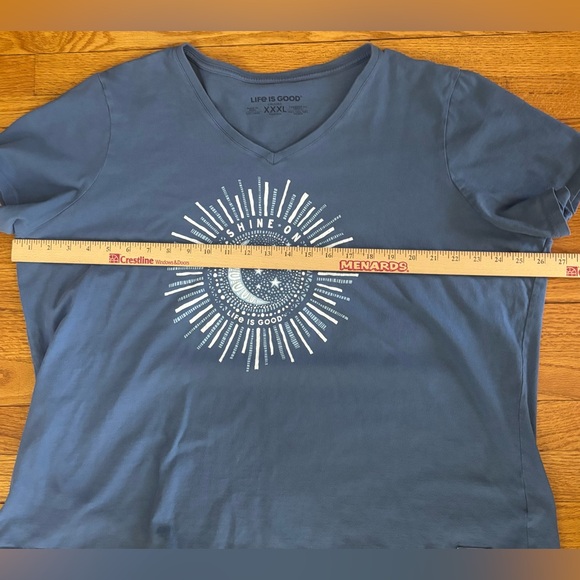 Life is Good Crusher Tee Women’s XXXL Blue Graphic Tshirt Vneck Casualwear Top - Picture 6 of 7